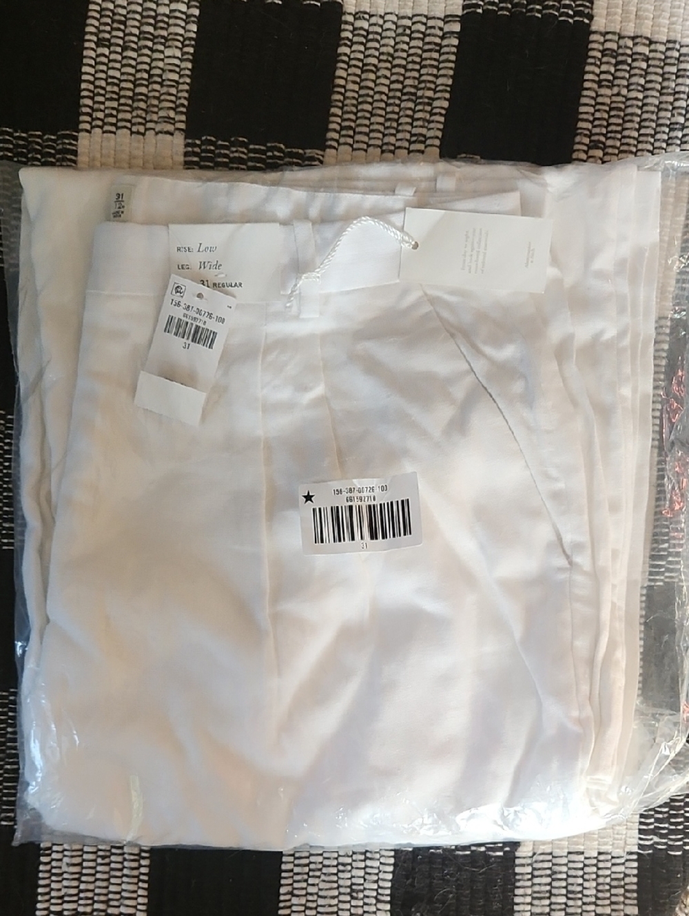 Abercrombie & Fitch Wide Leg Pants in Camel Brown - Picture 11 of 13